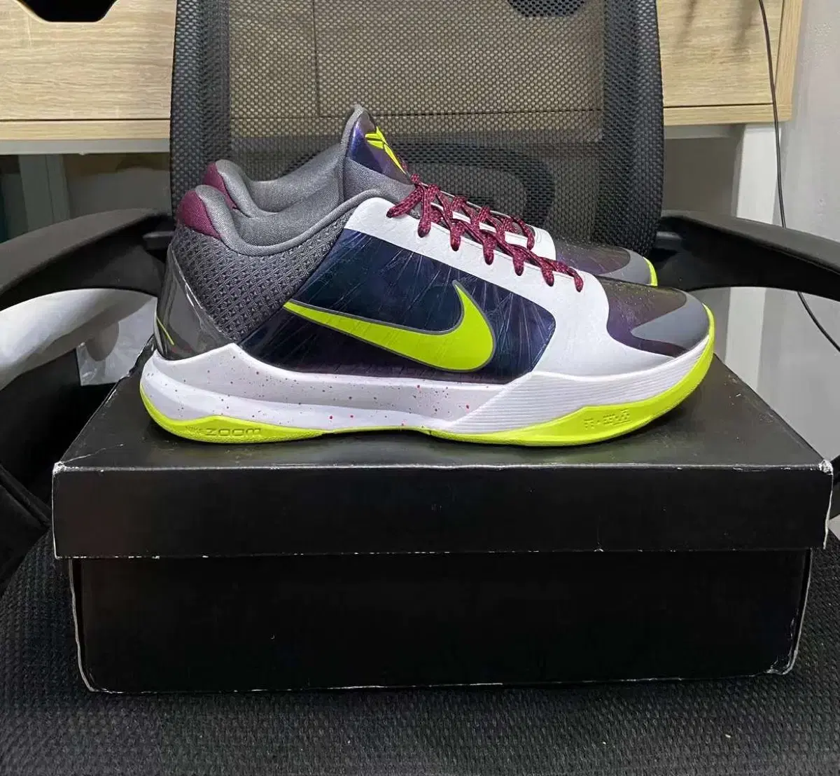 나이키 코비 5 프로트로 카오스 Nike Kobe 5